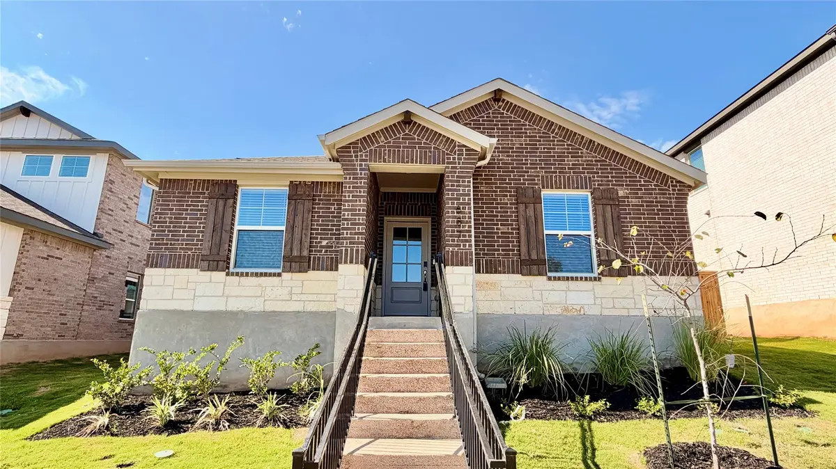 687 Clarissa ST, Buda, TX 78610