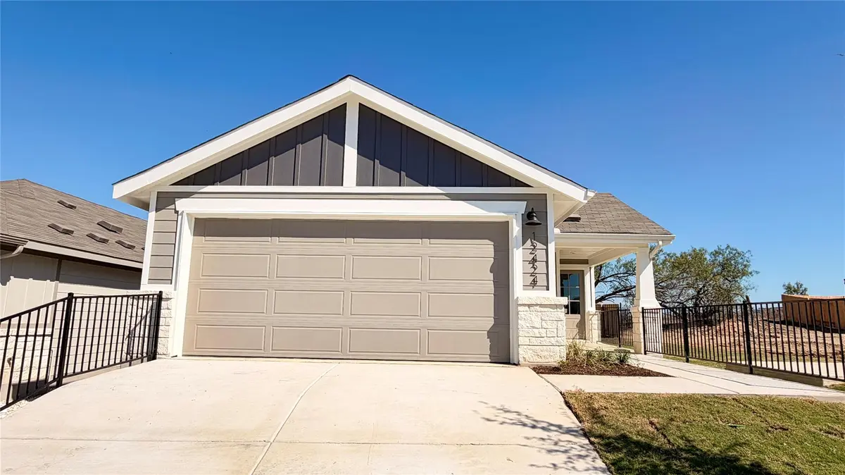 12424 Saint Thomas DR, Del Valle, TX 78617