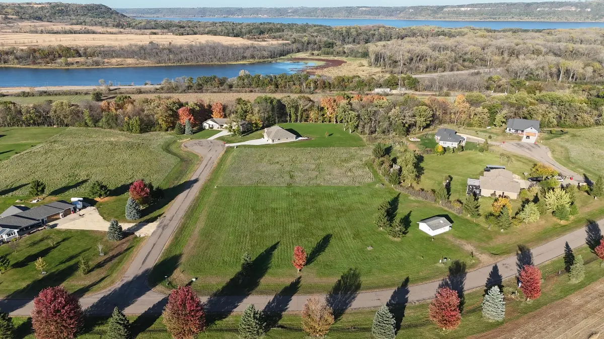 30492 Wild Turkey Court, Frontenac, MN 55026