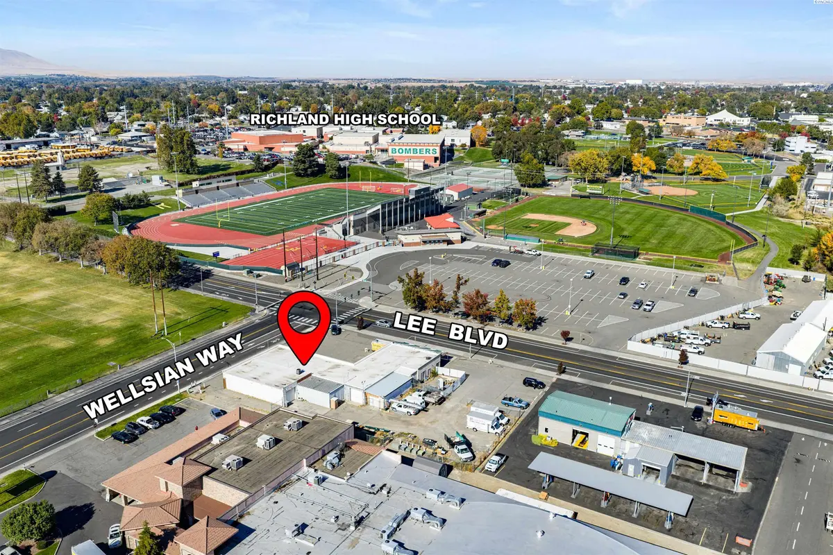 1345 Lee Blvd, Richland, WA 99352