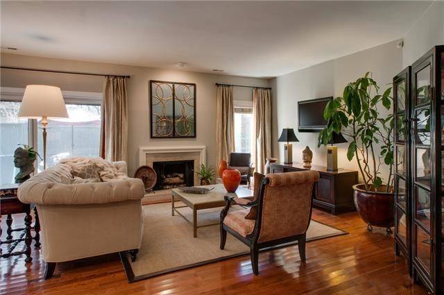 123 Hampton Pl, Nashville, TN 37215