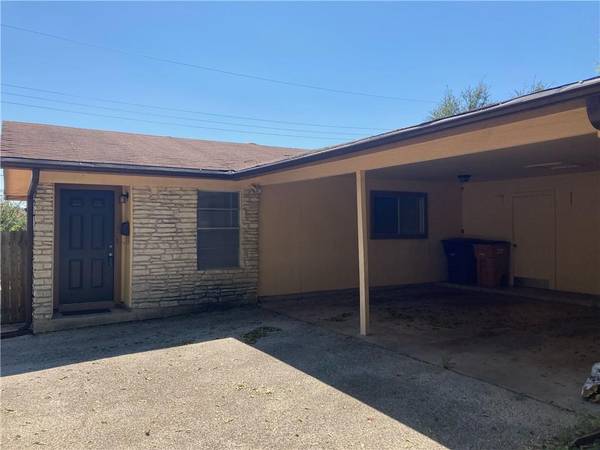 3405 Dolphin DR #B, Austin, TX 78704