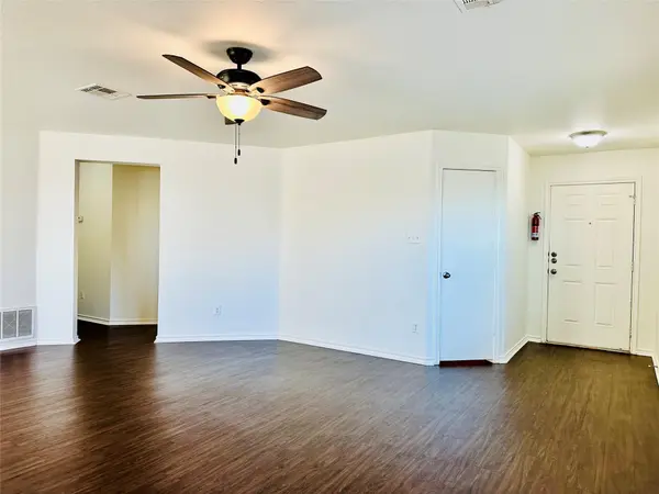 113 Sylvan ST, Hutto, TX 78634