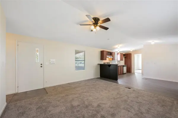 124 Shawn LN, Seguin, TX 78155