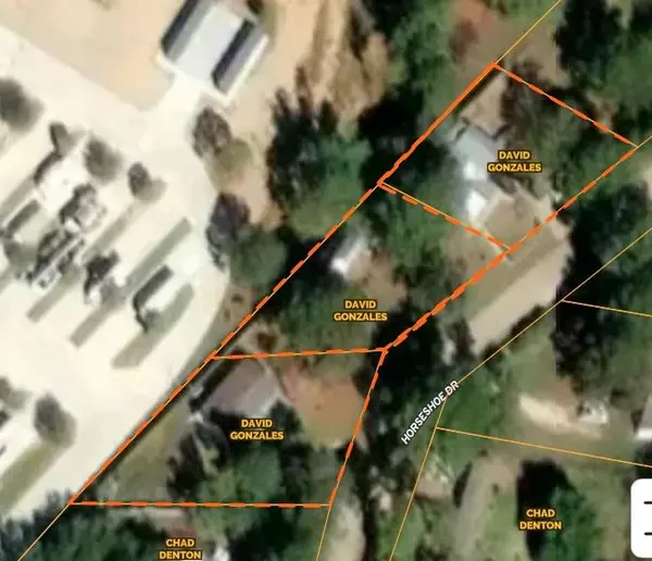 126 & 120 Horseshoe DR, Bastrop, TX 78602