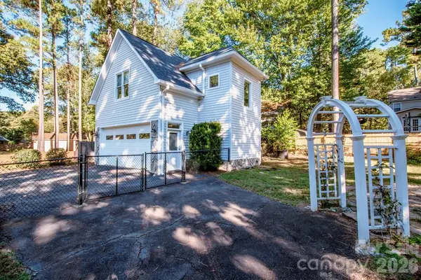 351 Catalina DR, Mooresville, NC 28117