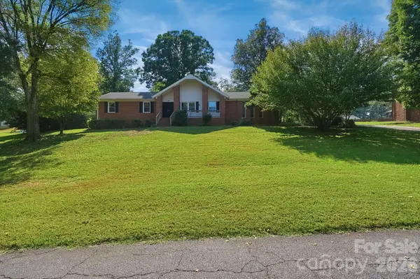 6205 Ferncliff DR, Concord, NC 28027
