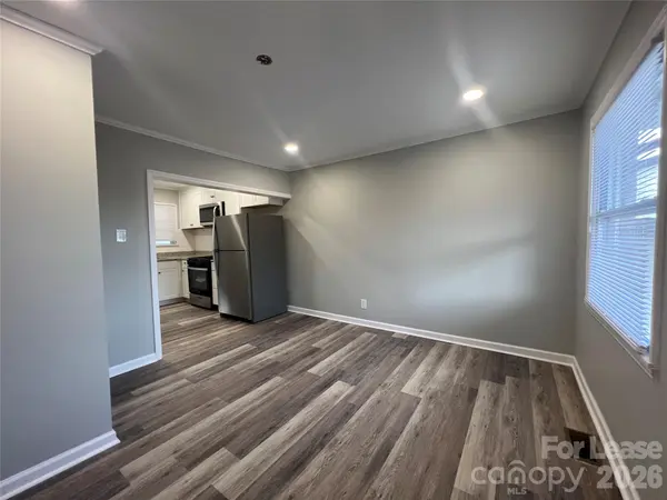1300 S Main ST #5, Mount Holly, NC 28120
