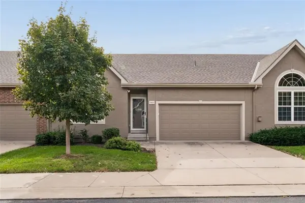 15621 W 61st ST, Shawnee, KS 66217
