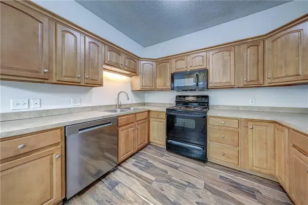 3303 N 103rd TER, Kansas City, KS 66109
