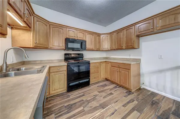 3303 N 103rd TER, Kansas City, KS 66109
