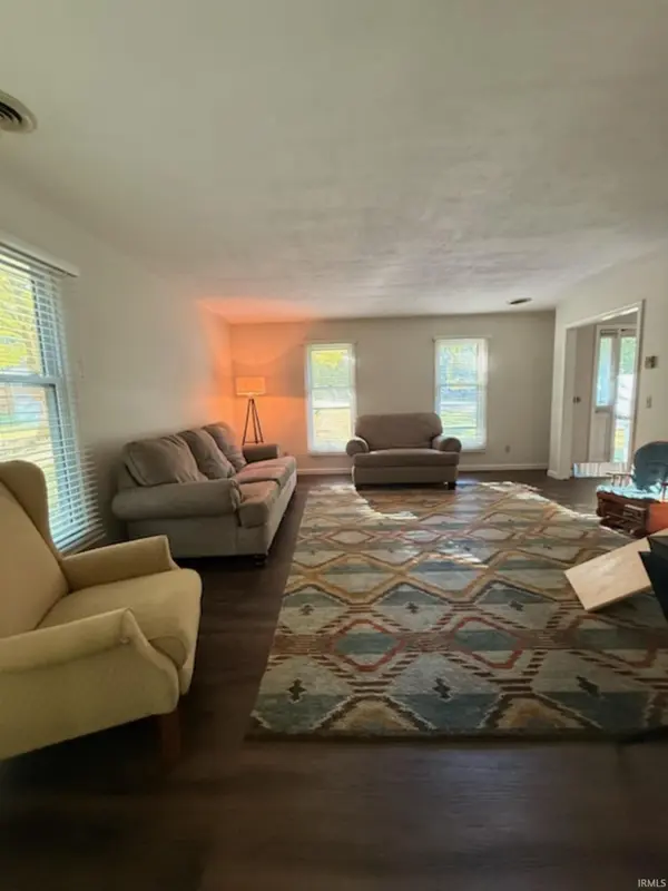 3198 N Delaware DR, Vincennes, IN 47591