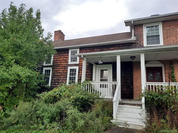 831 County Route 12, New Hampton, NY 10958