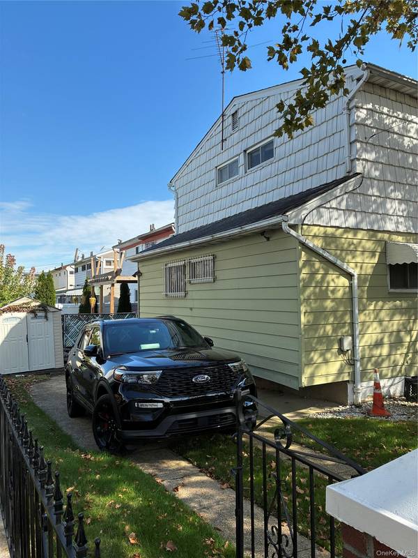 17503 109th AVE, Jamaica, NY 11433