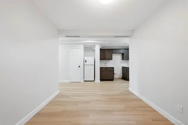 3325 Kingsland AVE, Bronx, NY 10469