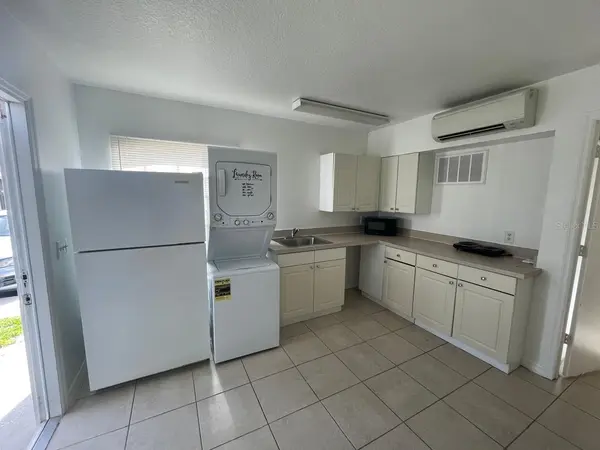 601 WASHINGTON PALM LOOP #B, Davenport, FL 33897