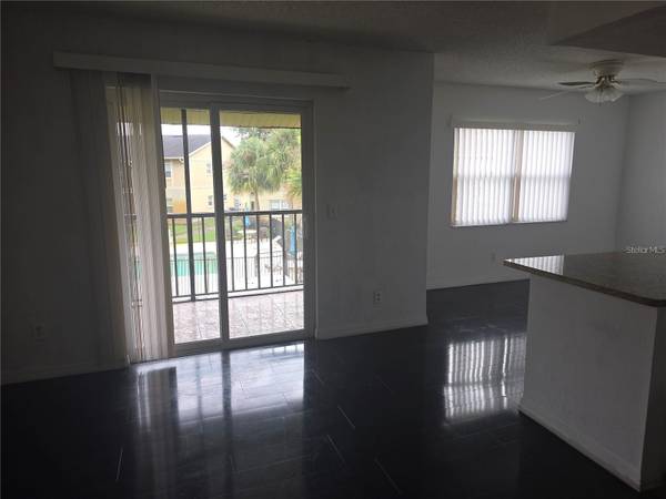 9831 BARLEY CLUB DR #4, Orlando, FL 32837