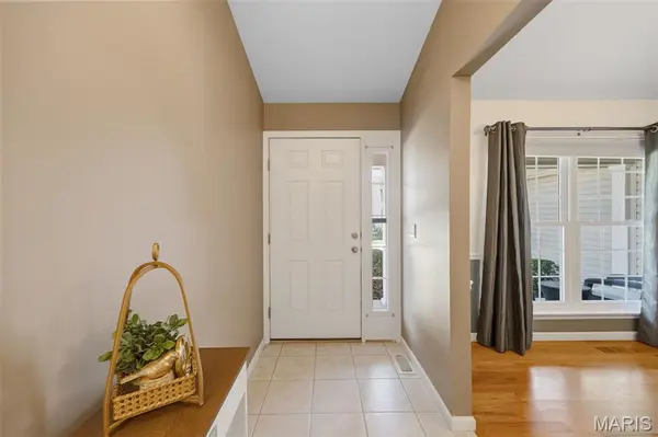 1669 Summit Terrace CT, Fenton, MO 63026