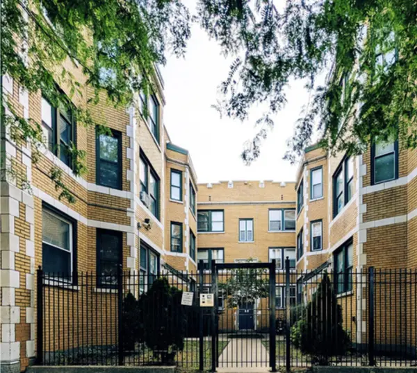 4952 W Madison ST, Chicago, IL 60644