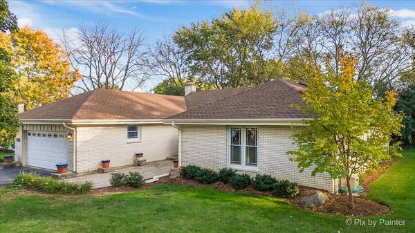 994 Commonwealth CT, Barrington, IL 60010