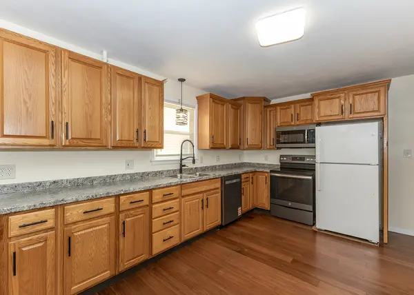 311 2nd AVE, Clinton, IA 52732
