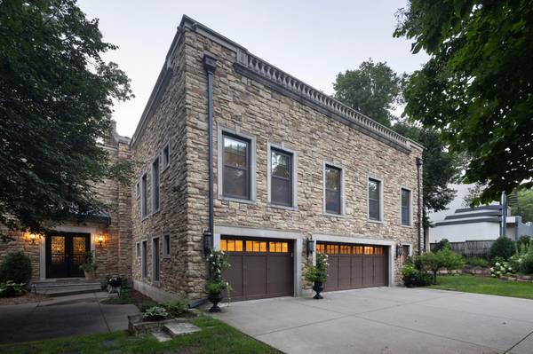 4649 E Lake Harriet Pkwy, Minneapolis, MN 55419