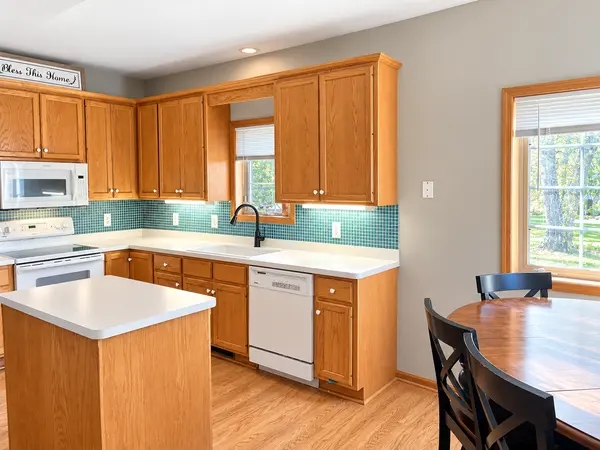 2974 Caroline CT, Little Canada, MN 55117
