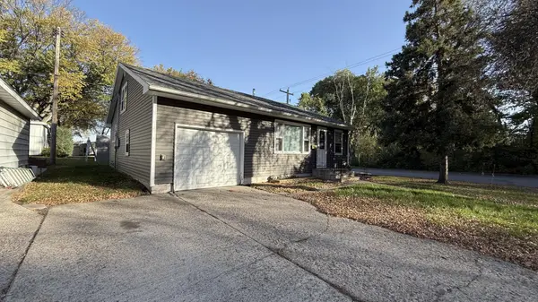 502 N 10th ST, Montevideo, MN 56265