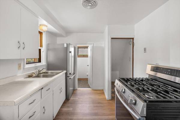 112 Lawson AVE E, Saint Paul, MN 55117