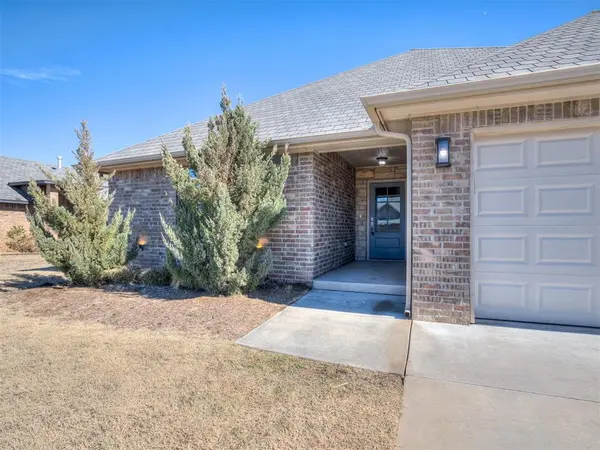 16708 Doyle DR, Edmond, OK 73012