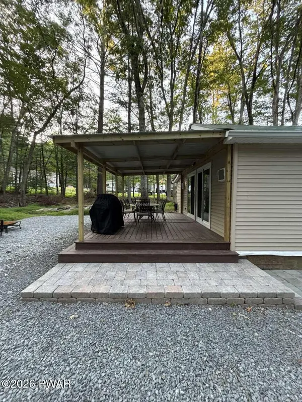 129 Mill RD, Hawley, PA 18428