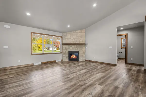 3376 LARGO RIDGE CT, Green Bay, WI 54311