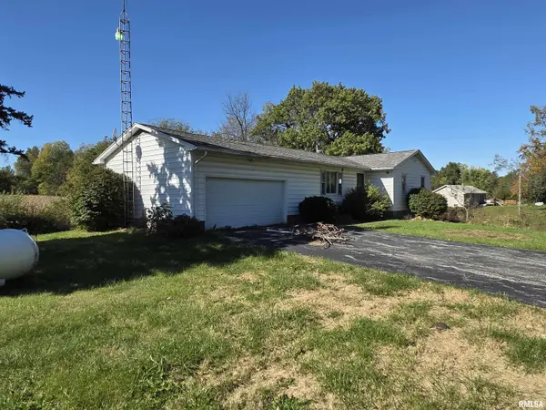 2390 US Hwy 150 N HWY, Rio, IL 61472