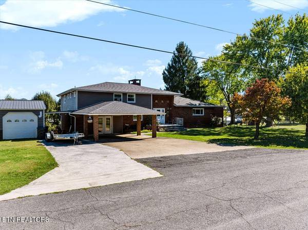 236 Mountain Vista Drive, Pigeon Forge, TN 37863