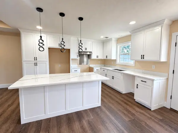 70 HOLLY ST, Savannah, TN 38372