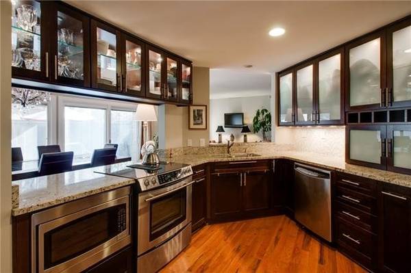 123 Hampton Pl, Nashville, TN 37215