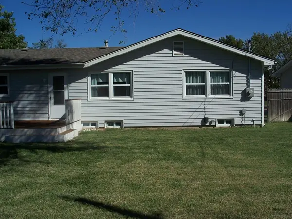 1933 W Dallas, Wichita, KS 67217