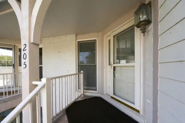 8019 E Lakepoint Way #205, Wichita, KS 67226