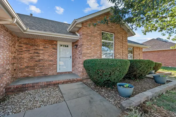 504 S Sarah Avenue, Republic, MO 65738