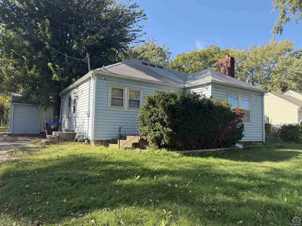 627 SW Oakley AVE, Topeka, KS 66606