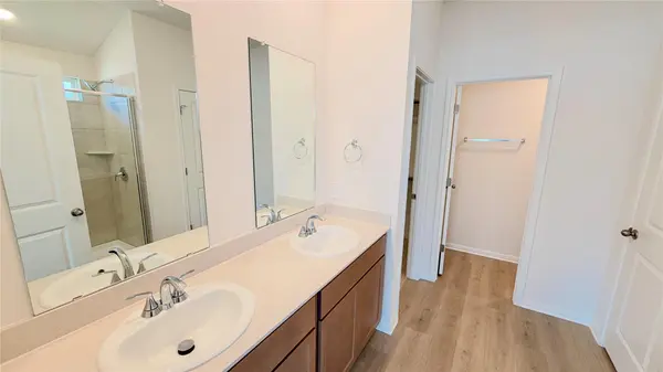 143 Coopers Hawk CRST, Cedar Creek, TX 78612
