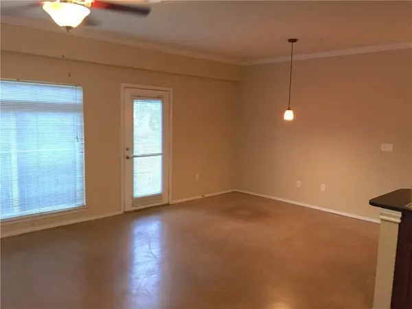 910 W 25th ST #307, Austin, TX 78705