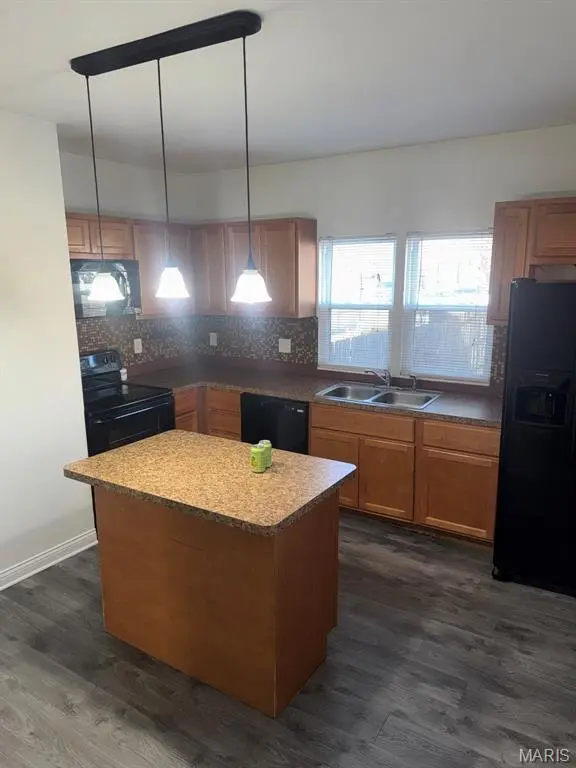 4253 Swan AVE, St Louis, MO 63110