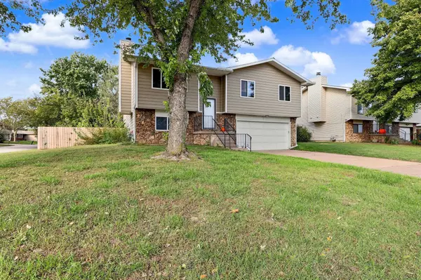5521 S Mead, Wichita, KS 67216