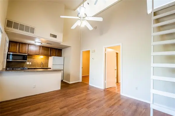 601 Nelray BLVD #5, Austin, TX 78751