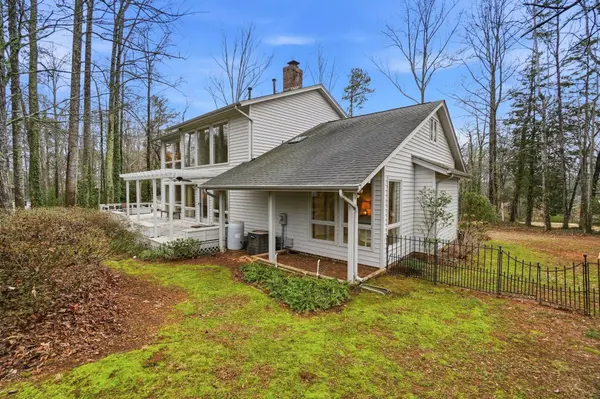 417 Forest Lane Dr, Gaffney, SC 29340