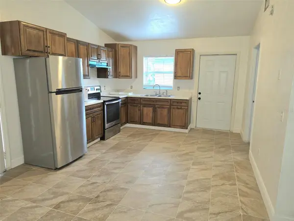 202 N MANATEE AVE, Arcadia, FL 34266