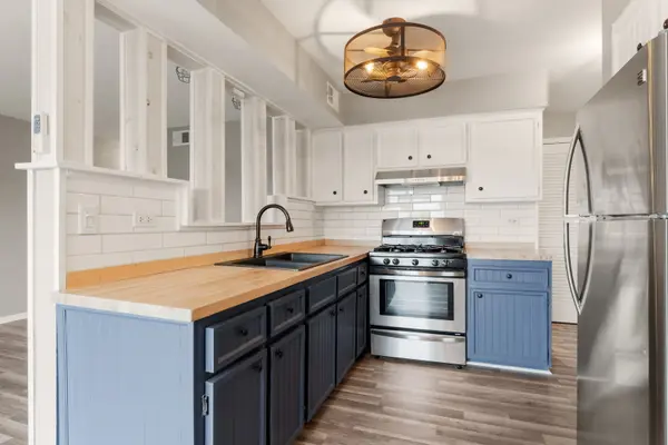 10851 S Keating AVE #3C, Oak Lawn, IL 60453