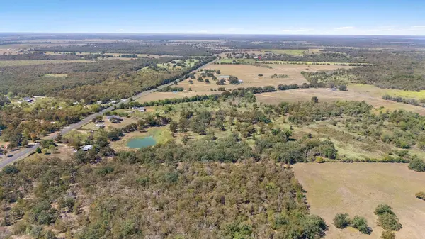 13764 N Fm 487, Buckholts, TX 76518