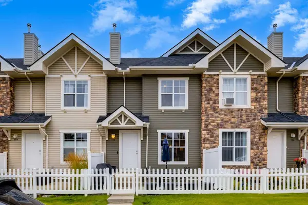 778 Tuscany DR NW, Calgary, AB T3L 3C4